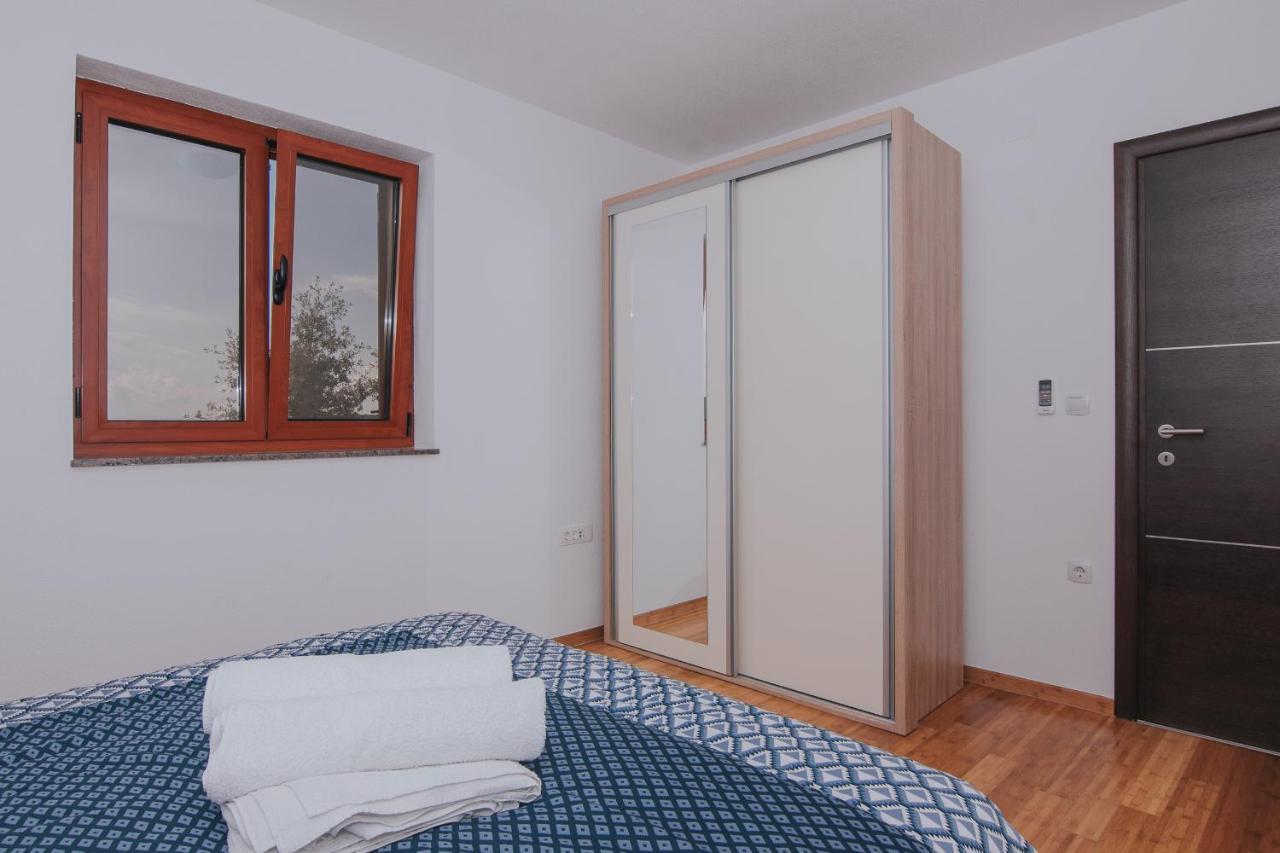 Apartment Patricia Rab Town Extérieur photo